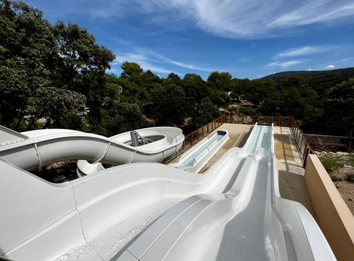 Mobil-Home Dans Camping 4* Saint-Laurent-du-Verdon Εξωτερικό φωτογραφία